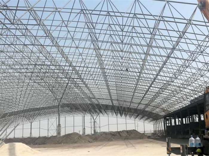 龙泉钢厂料仓网架工程