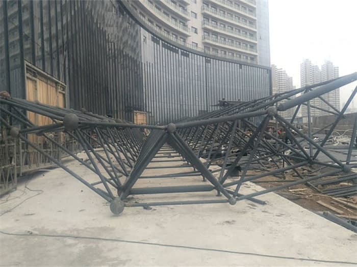 龙泉万豪酒店雨棚网架
